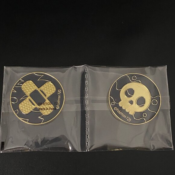 Pokemon Black and Gold F20 Metal Condition Markers Burn & Poison - Picture 1 of 2